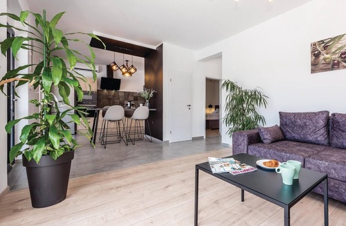 Susica House | Luxurious home in Betina