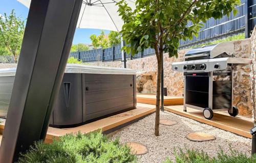 Central Dalmatia House | Luxurious Home In Biorine