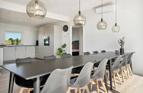 Hvidbjerg Strand House | Luxurious home in Børkop with sauna