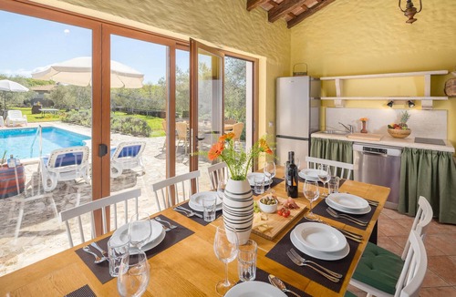 Kastel House | Luxurious home in Buje