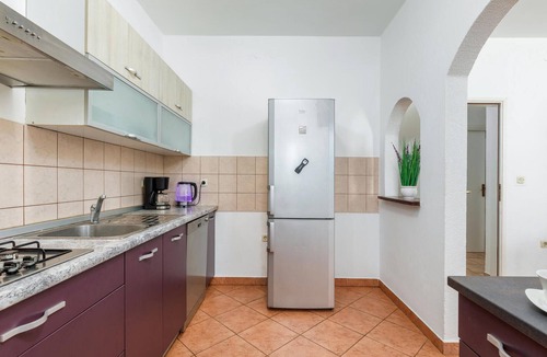 Gajana House | Luxurious home in Gajana