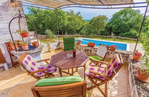 Garica House | Luxurious home in Garica