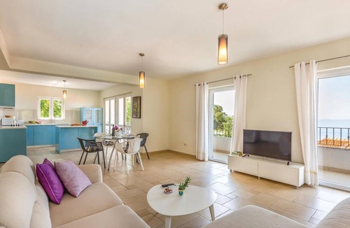 Srida sela House | Luxurious home in Gornji Tucepi
