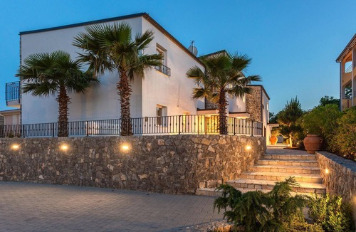 Kornic House | Luxurious home in Kornic