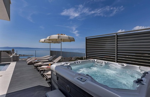 Zelenka House | Luxurious home in Makarska with sauna