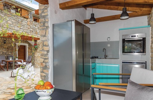 Promina House | Luxurious home in Mratovo