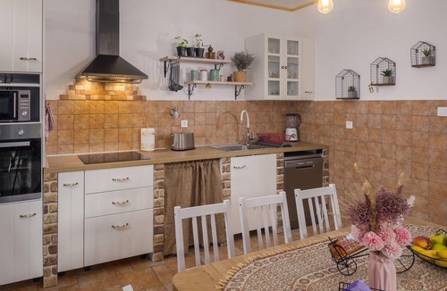 Rakotule House | Luxurious home in Rakotule