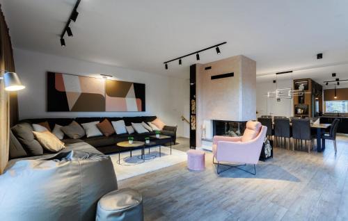 Hlevci House | Luxurious Home In Ravna Gora With Sauna