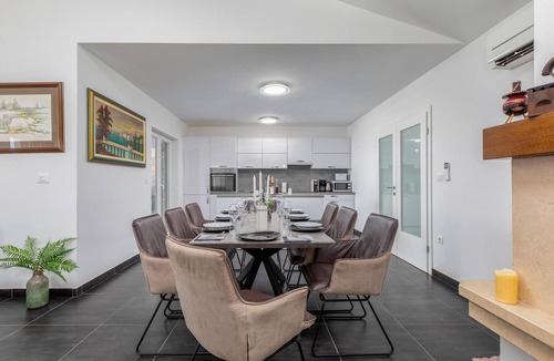 Sosici House | Luxurious home in Sosici