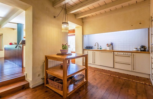 Galliners House | Luxurious home in Vilademuls with WiFi