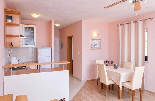 Pokrivenik House | Luxurious home in Zastrazisce with house sea view