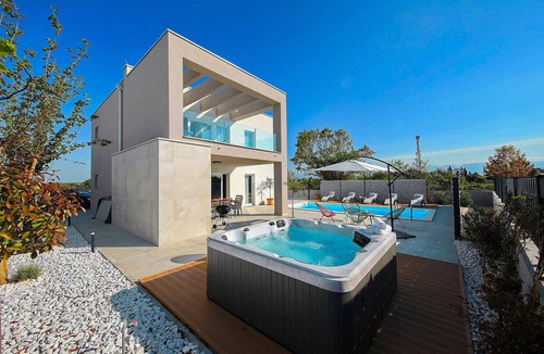 Zaton House | Luxurious home in Zaton