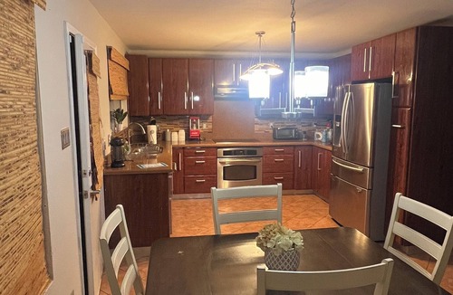 San Antonio House | Luxurious house : 6 BR Home Theater, 3 Baths, Pool, Grill, & Playground.