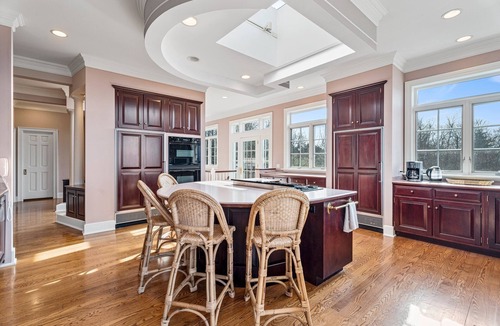 Ithaca House | Luxurious house near Cornell campus with lake views and incredible sunsets.