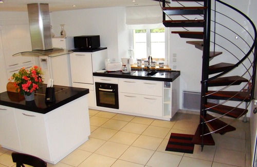 Ploudalmezeau House | Luxurious House Pool SPA very comfortable, very bright.