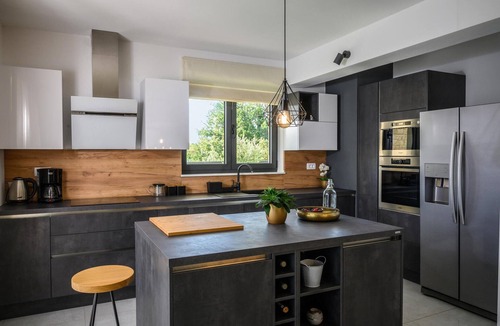 Sibenik House | Luxurious home in Dubrava kod Sibenika with sauna