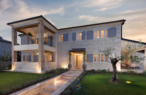 Korenici Villa | Luxurious Istrian villa for 8 with private pool, organic garden and playgrounds