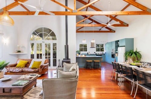 Coffs Harbour House | Luxurious Jetty House, Coffs Harbour – privacy & tranquility