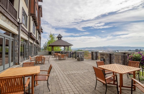 Tamarack Condo | Luxurious King Studio|Pet friendly|Fireplace