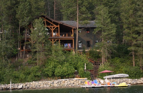 Kalispell House | Luxurious Lake Front Property