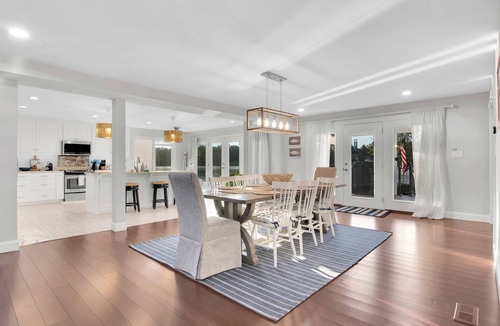 Eatonton Cottage | Luxurious large 3bd/2ba Home with Dock with beautiful sunset views