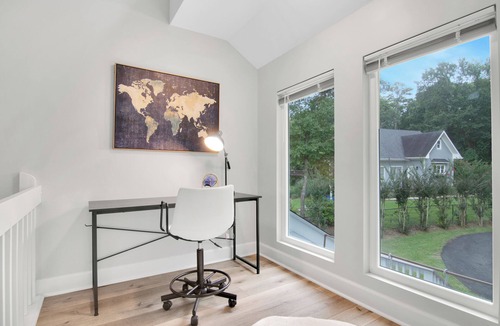 Eatonton Cottage | Luxurious large 3bd/2ba Home with Dock with beautiful sunset views