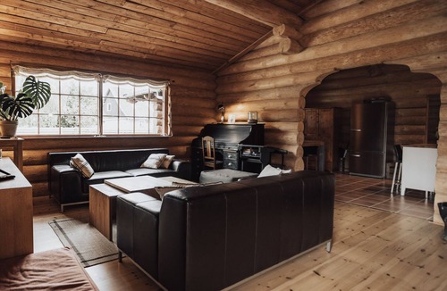 Dalby Huse Cottage | Luxurious log house near water, fjord and forest