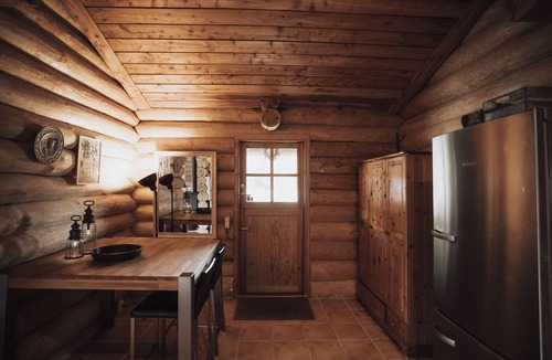 Dalby Huse Cottage | Luxurious log house near water, fjord and forest