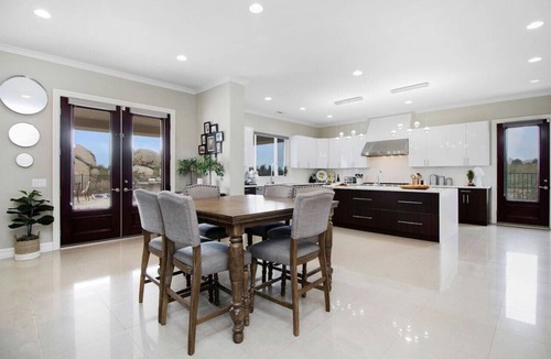 Temecula House | Luxurious Mansion in Wine Country