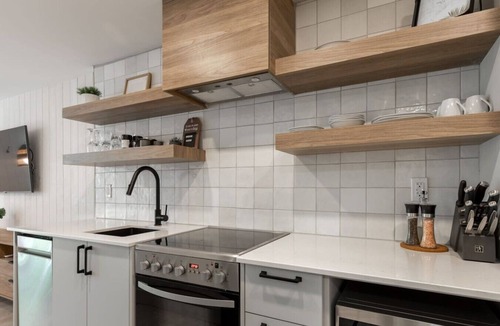 Mont-Tremblant Village Apartment | Luxurious & Modern Tremblant Loft+ Pool&Spa Access