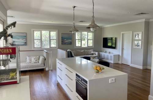 Beecroft House | Luxurious Modern Hamptons Retreat