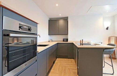 Melbourne Apartment | Luxurious Modern Retreat