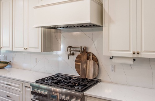 Meadow Glade House | Luxurious Mountain View Villa with Breathtaking Views