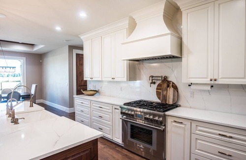 Meadow Glade House | Luxurious Mountain View Villa with Breathtaking Views