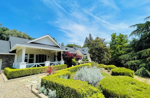 Murphys House | Luxurious Murphys Retreat