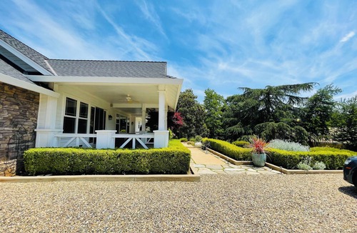 Murphys House | Luxurious Murphys Retreat