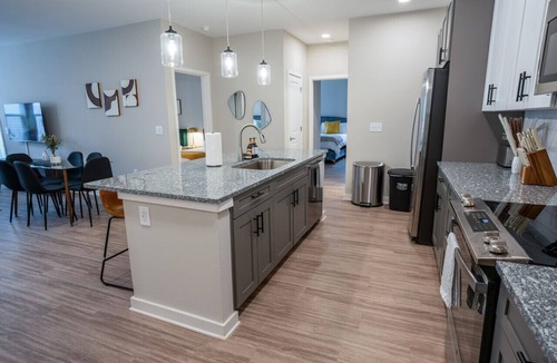 Athens Apartment | Luxurious, New Apt | Pool | Long Stays