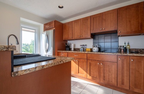 Point Judith House | Luxurious Oceanfront Beach Home!