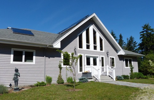 Deer Isle House | LUXURIOUS OCEANFRONT & PRIVATE BEACH