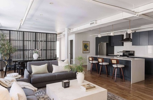 Old Montreal Apartment | Luxurious Old Montreal Penthouse|6Beds|2BA|Sleeps 12