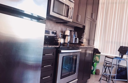 Downtown Mississauga Condo | Luxurious One bedroom Condo