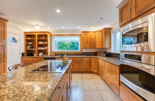 Town of Owasco House | Luxurious Owasco Lakefront Home with Level Lakeshore Beachfront 200 Feet +-