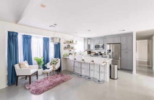 Desert Park Estates House | Luxurious Palm Springs Villa w/Pool & Game Room