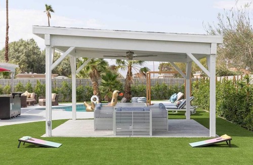 Desert Park Estates House | Luxurious Palm Springs Villa w/Pool & Game Room