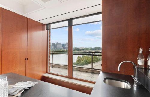 Georgetown Apartment | Luxurious penthouse with panoramic views