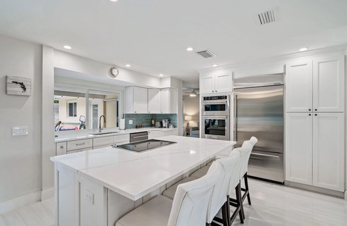 BallenIsles House | Luxurious Pool Home Central to Everything!