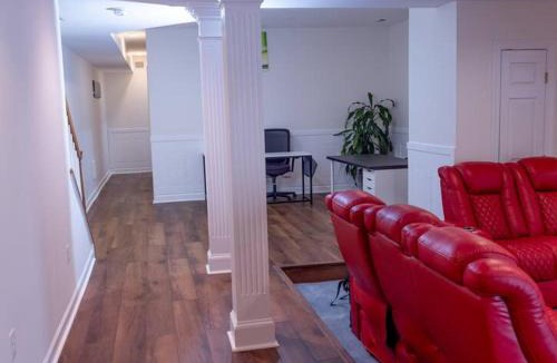 Scaggsville Apartment | Luxurious Private Basement Suite in Ashton