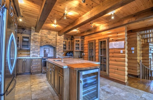 Cheneville House | Luxurious private estate