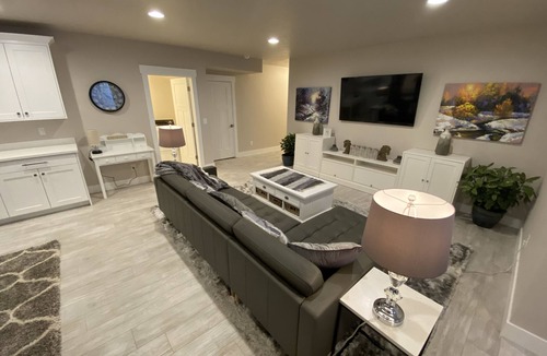 South Jordan House | Luxurious Private Apartment in South Jordan, Utah