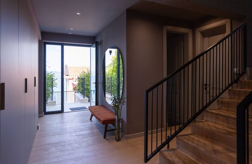 Slano Villa | Luxurious retreat just steps away from the sea